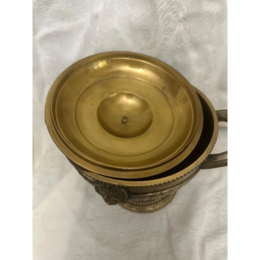 Antique Brass Lion Head Urn With Lid‎ & Handles
